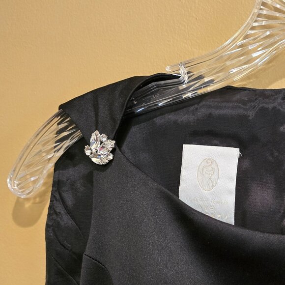 Watters and Watters size 16 black formal dress - Picture 2 of 7